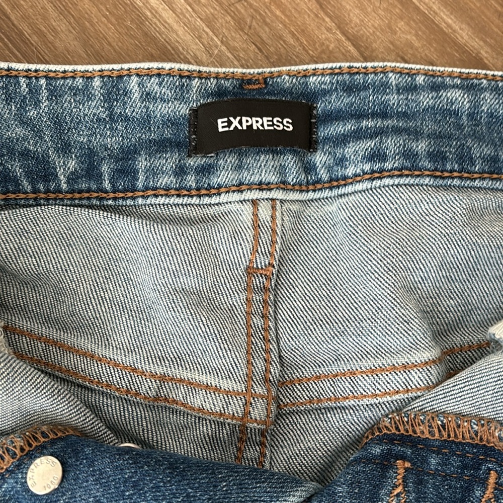 Express Jeans - Picture 4 of 5